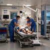 Single Head LED Surgical Operating Light | 120,000 Lux Shadowless OT Lamp